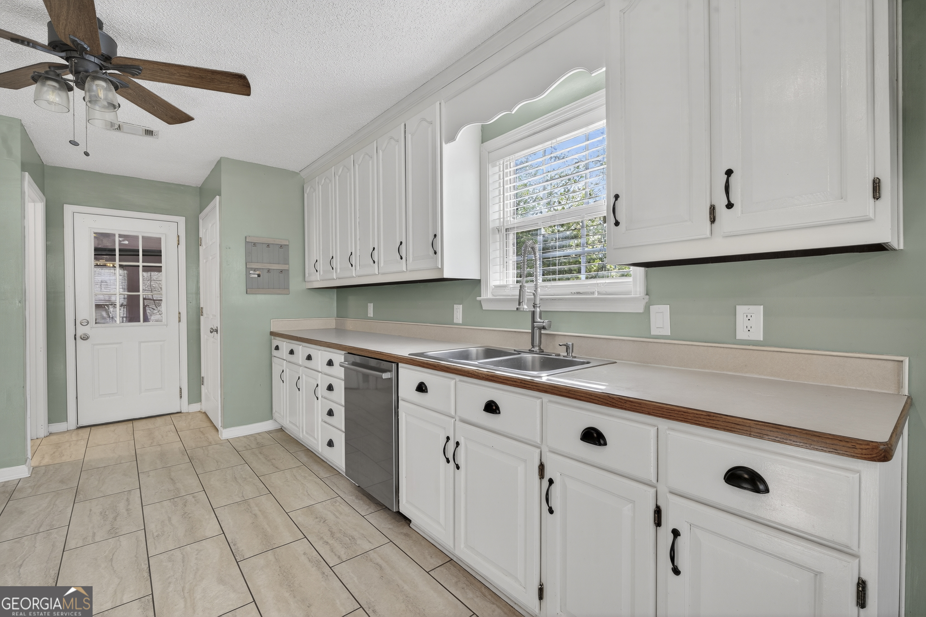 125 Whitehead Place Gray, GA 31032 - Photo 22 of 110