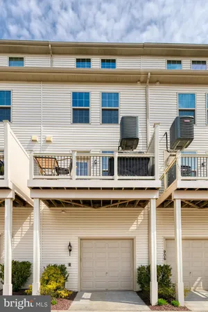 $3,000 | 904 South Macon Street, Baltimore, MD 21205