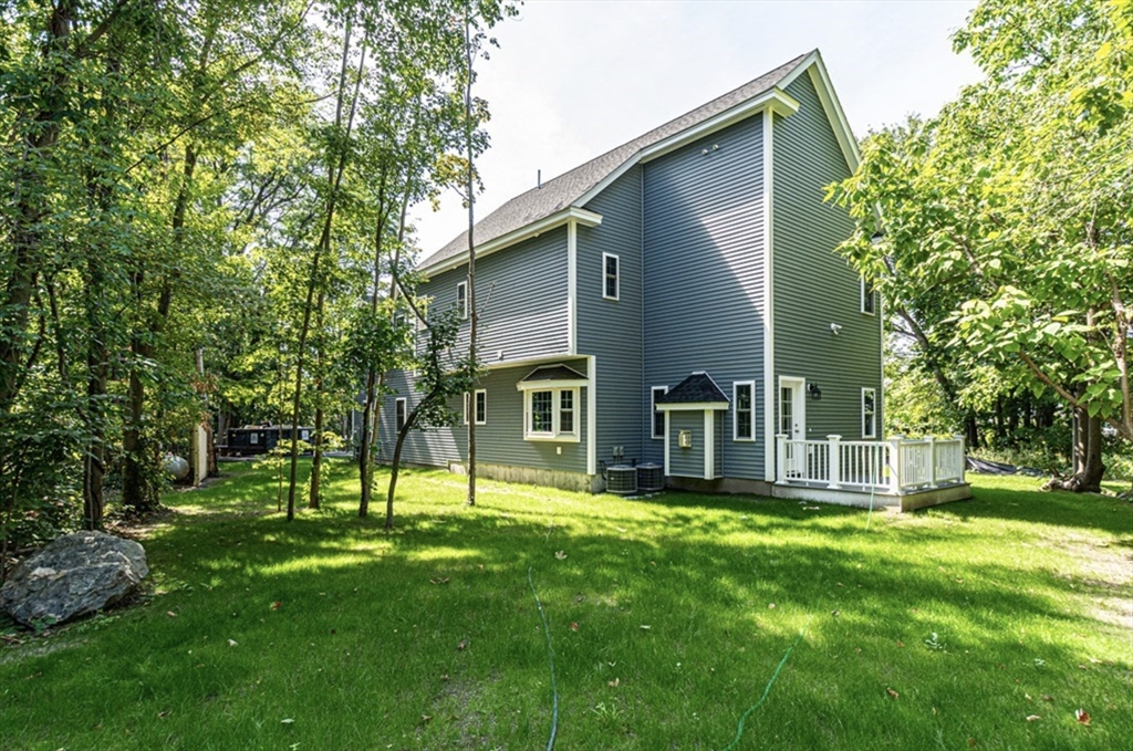 16 Border Road Reading, MA 01867 - Photo 5 of 35 Gallery Image 5
