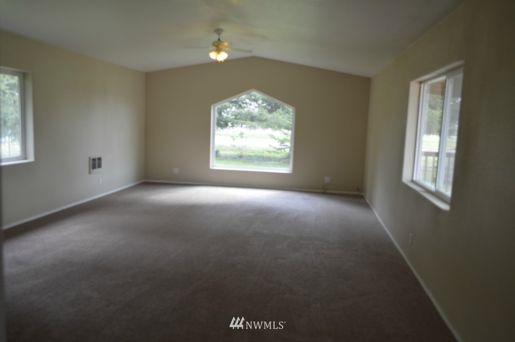 7112 187th Avenue Southwest Rochester, WA 98579 - Photo 8 of 19 a view of room with window