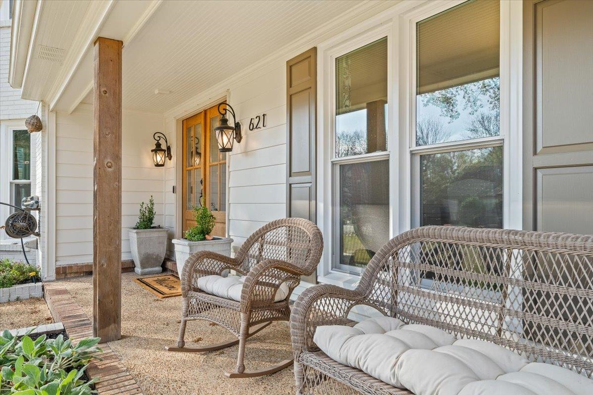 621 Fox Lair Cove Collierville, TN 38017 - Photo 5 of 37 View of covered porch
