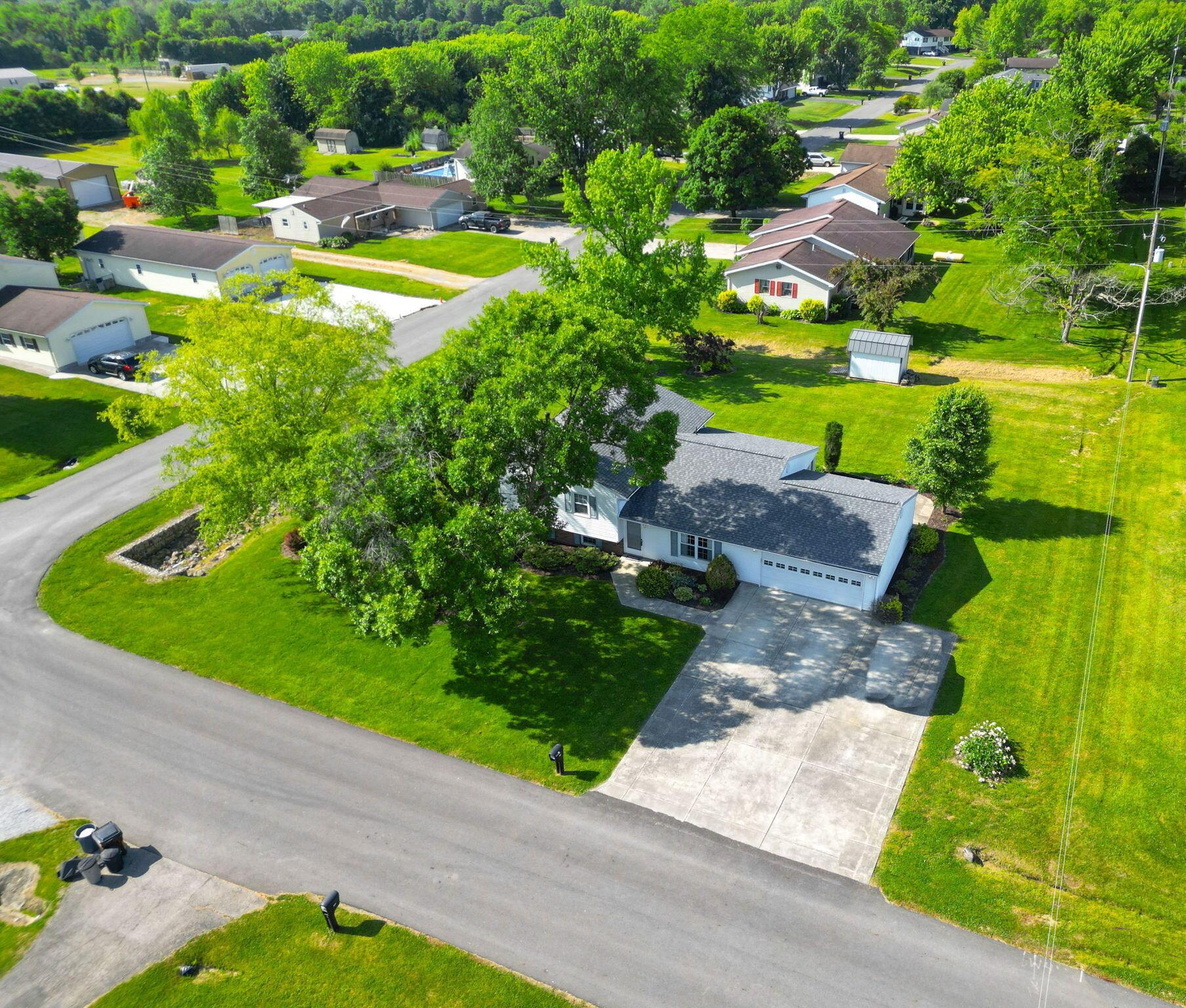 471 Old Elm Road Chillicothe, OH 45601 - Photo 2 of 74 1-web-or-mls-DJI_0075