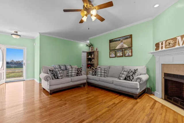 $279,900 | 220 Little Ponderosa Trail, Dunlap, TN 37327