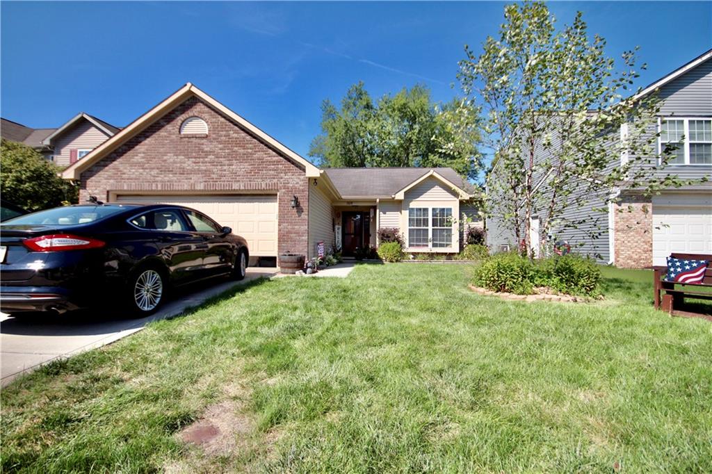 5810 Long Ridge Place Indianapolis, IN 46221 - Photo 1 of 15 Gallery Image 1