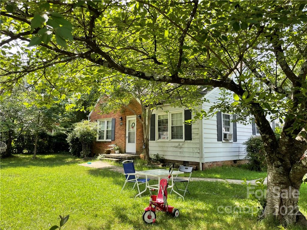 3625 Tuckaseegee Road, Unit 2 Charlotte, NC 28208 - Photo 3 of 8