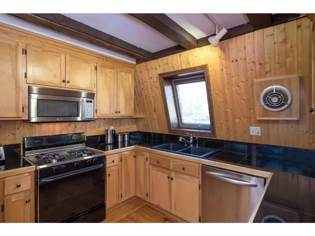 95 Bagdad Road Durham, NH 03824 - Photo 16 of 34