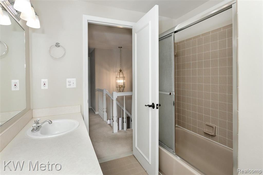 42309 Waterfall Road Northville, MI 48168 - Photo 38 of 58