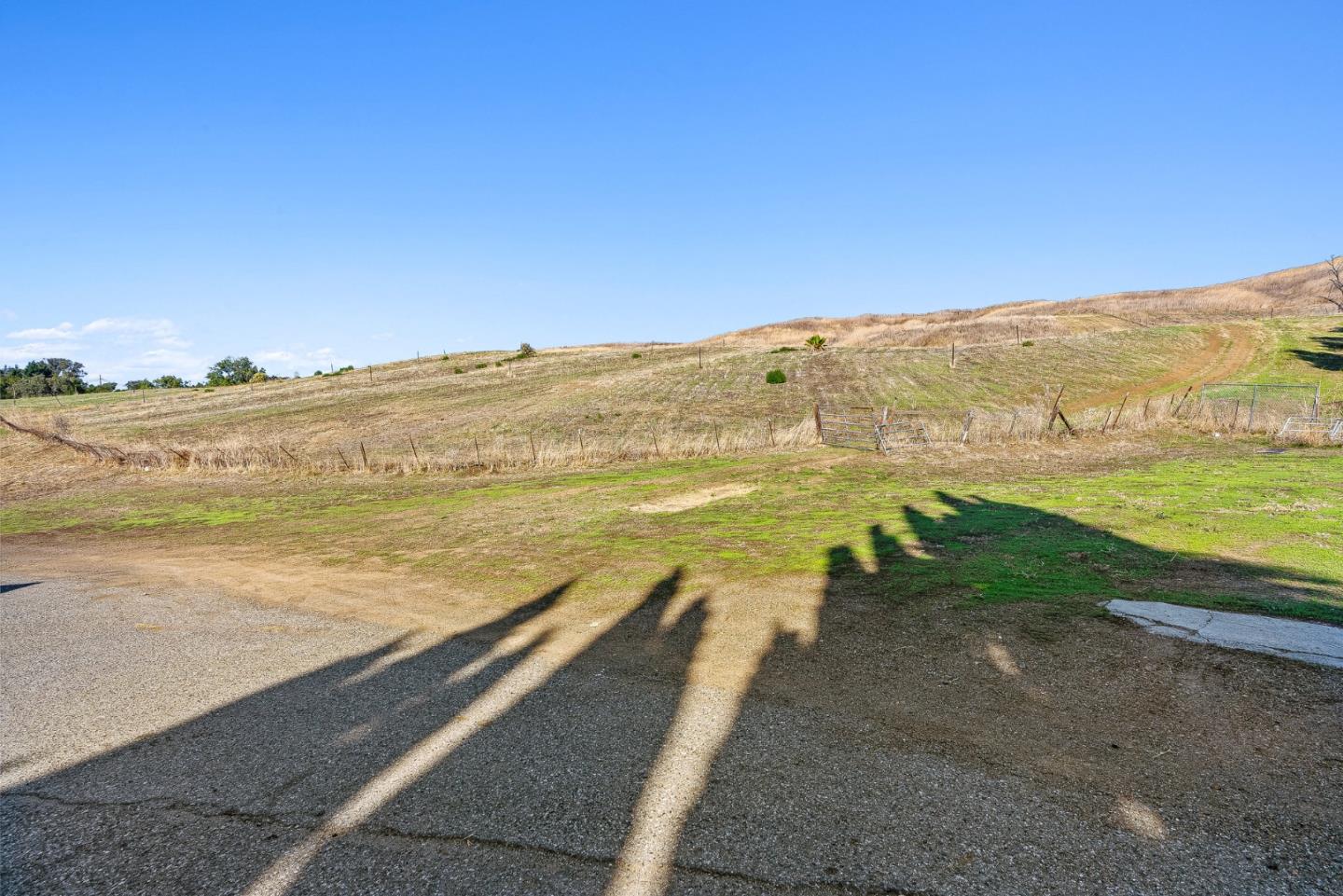 1995 Old Calaveras Road Milpitas, CA 95035 - Photo 18 of 53 a view of an ocean