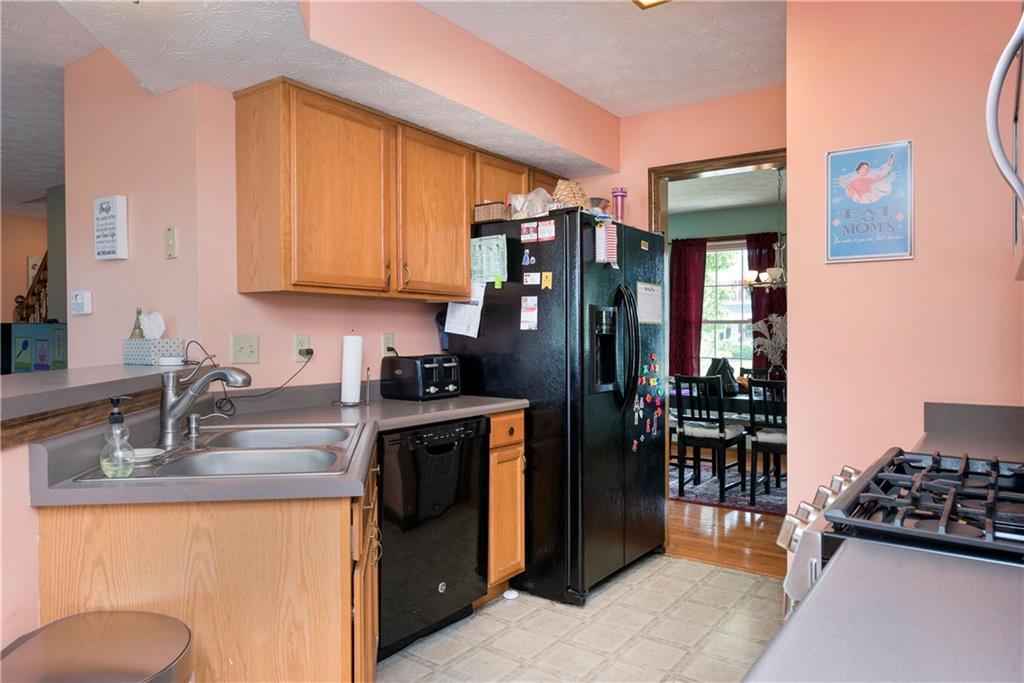 5847 West Ridgewood Road Springfield, OH 45502 - Photo 10 of 32