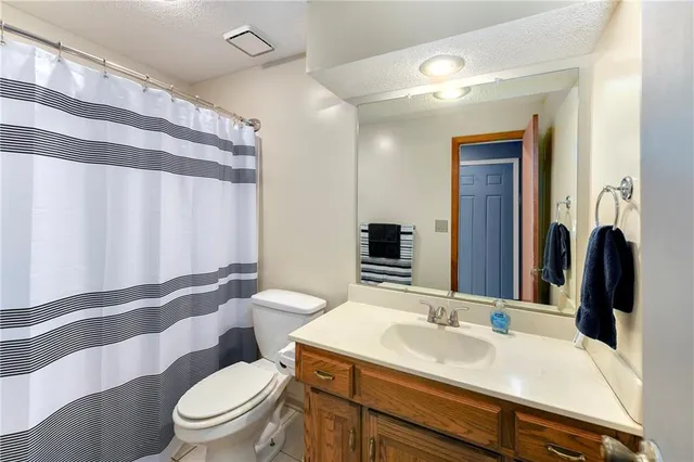 $335,000 | 510 Northeast Thames Drive, Lee's Summit, MO 64086