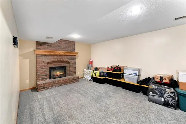 $335,000 | 510 Northeast Thames Drive, Lee's Summit, MO 64086