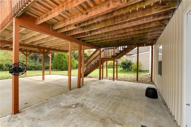 $335,000 | 510 Northeast Thames Drive, Lee's Summit, MO 64086