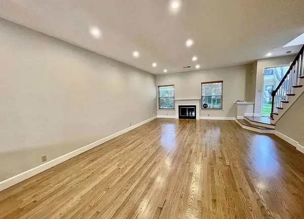 $5,295 | 959 La Mesa Terrace, Unit G, Sunnyvale, CA 94086