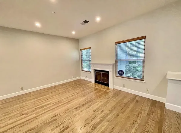 $5,295 | 959 La Mesa Terrace, Unit G, Sunnyvale, CA 94086