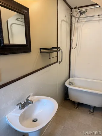 $1,650 | 344 Elmwood Avenue, Buffalo, NY 14222
