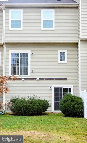 $2,600 | 11696 Palm Desert Place, Waldorf, MD 20602