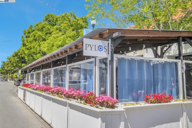 $949,000 | 520 El Camino Real, Unit 307, San Carlos, CA 94070