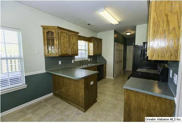 248 Victoria Station Alabaster, AL 35114 - Photo 18 of 31