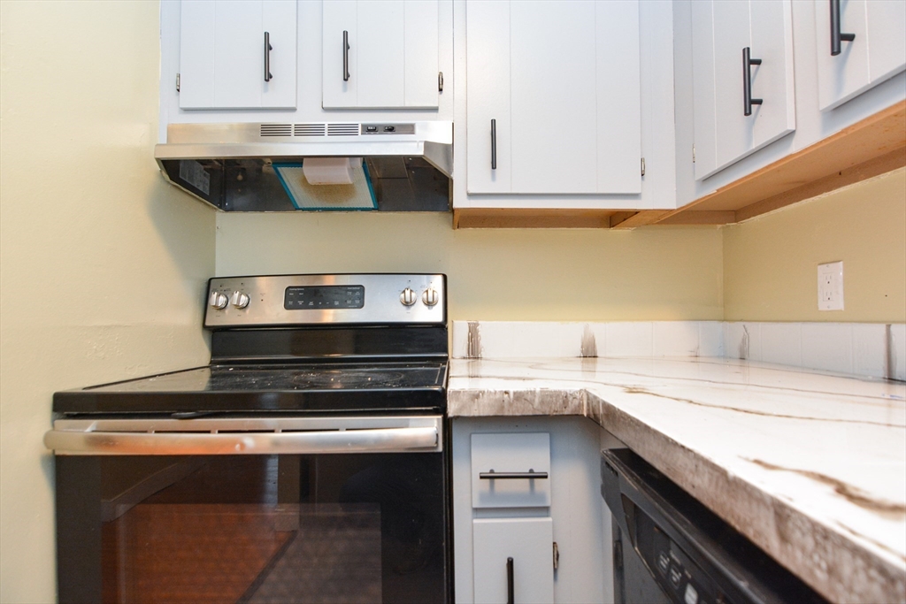 1186 Worcester Road, Unit 1221 Framingham, MA 01702 - Photo 16 of 42 Gallery Image 16