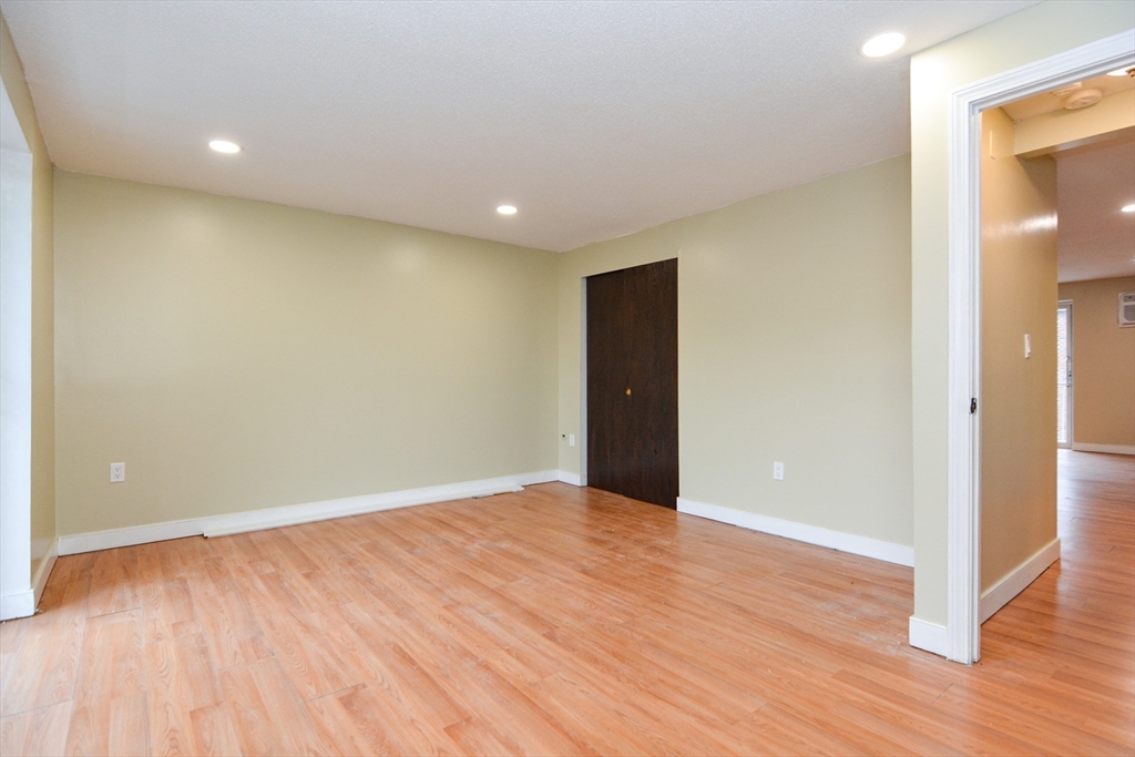 1186 Worcester Road, Unit 1221 Framingham, MA 01702 - Photo 26 of 42 Gallery Image 26