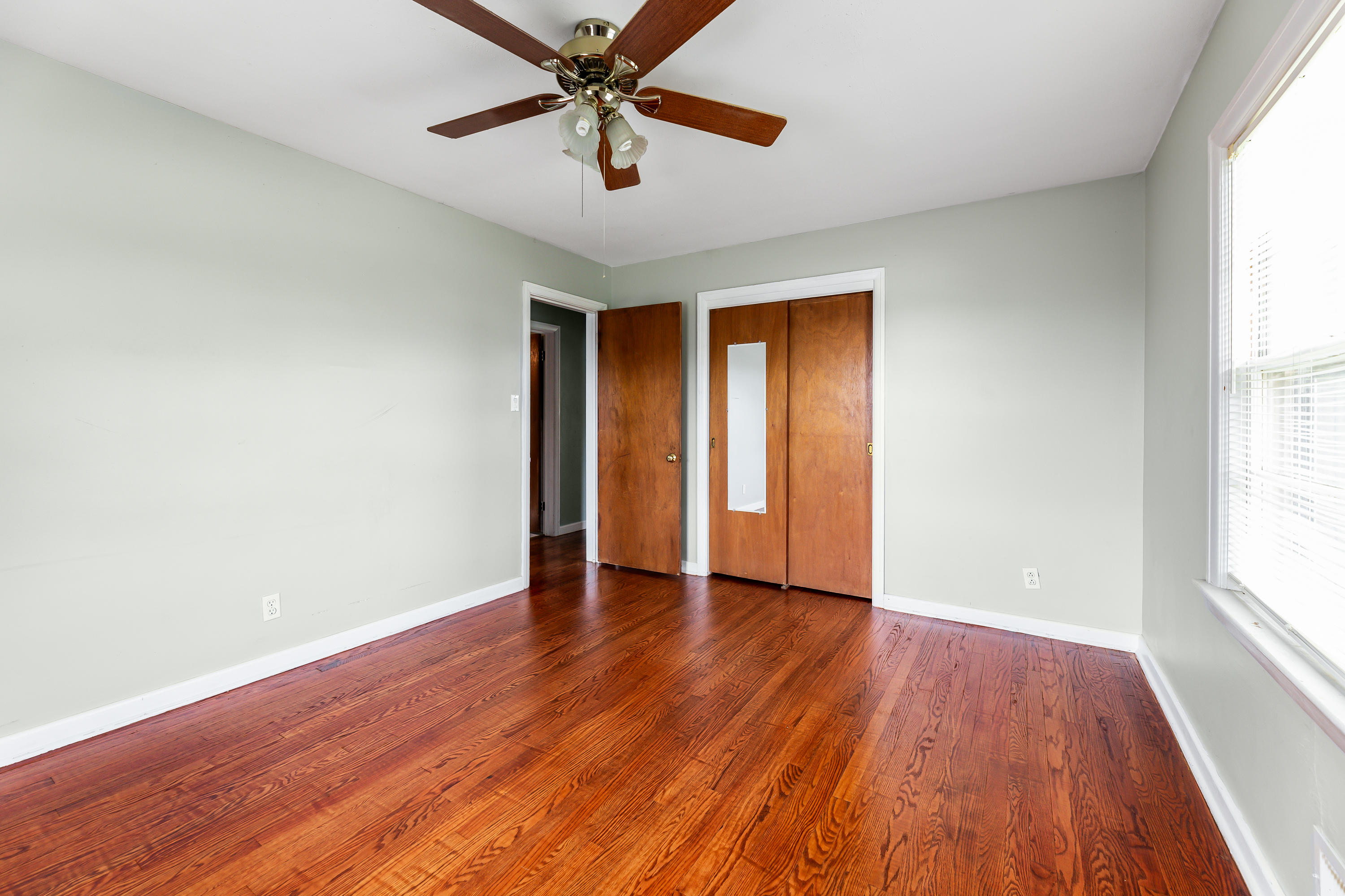 3020 Roberts Road Southwest Roanoke, VA 24014 - Photo 6 of 23 IMG_ 646_9