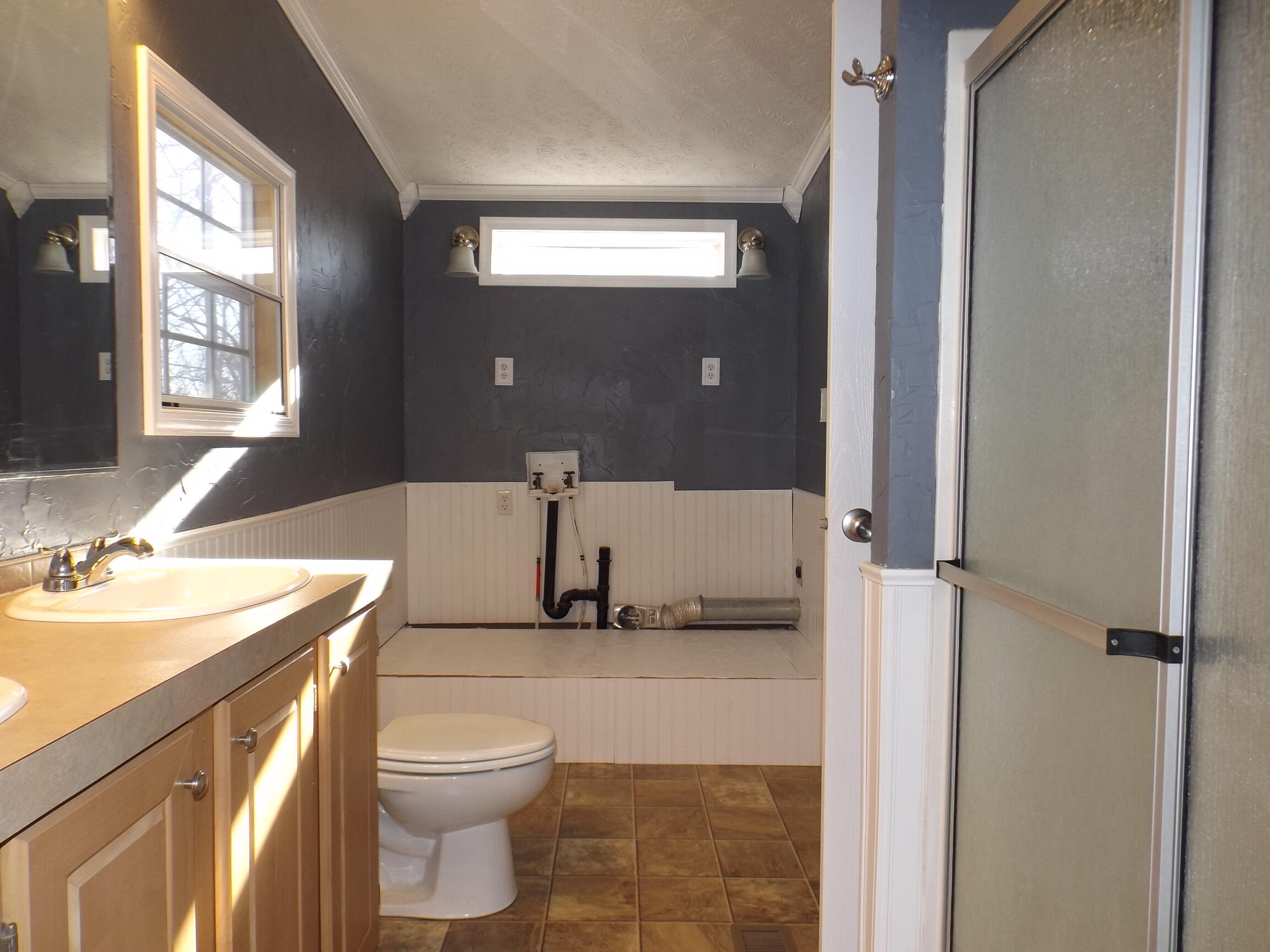 2195 Bobblett Gap Road Montvale, VA 24122 - Photo 14 of 21 Master Bath
