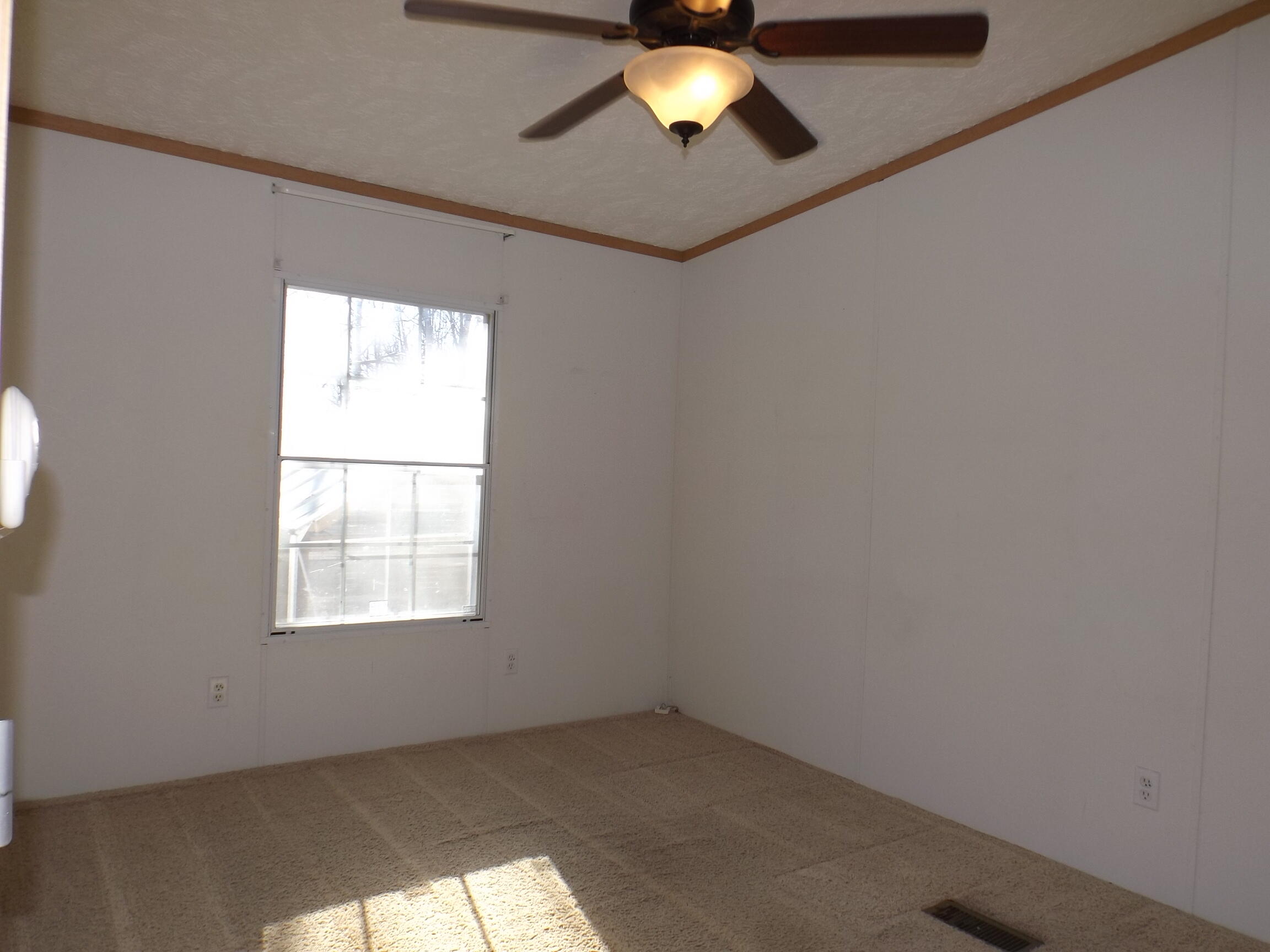 2195 Bobblett Gap Road Montvale, VA 24122 - Photo 17 of 21 Bedroom No 3