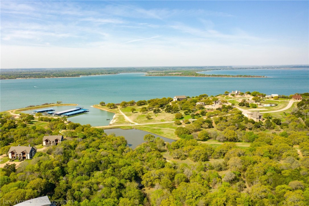 18088 Forrest Drive Whitney, TX 76692 - Photo 10 of 26