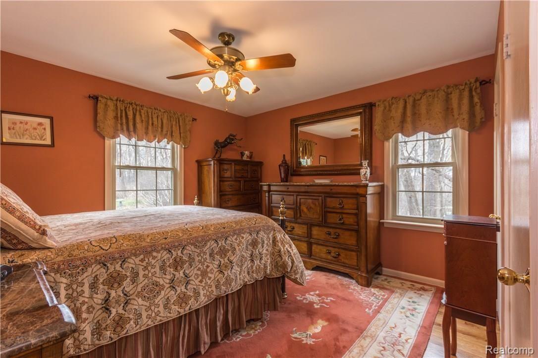 505 Elmhill Road Rochester, MI 48306 - Photo 18 of 25 505 Elmhill-14.jpg