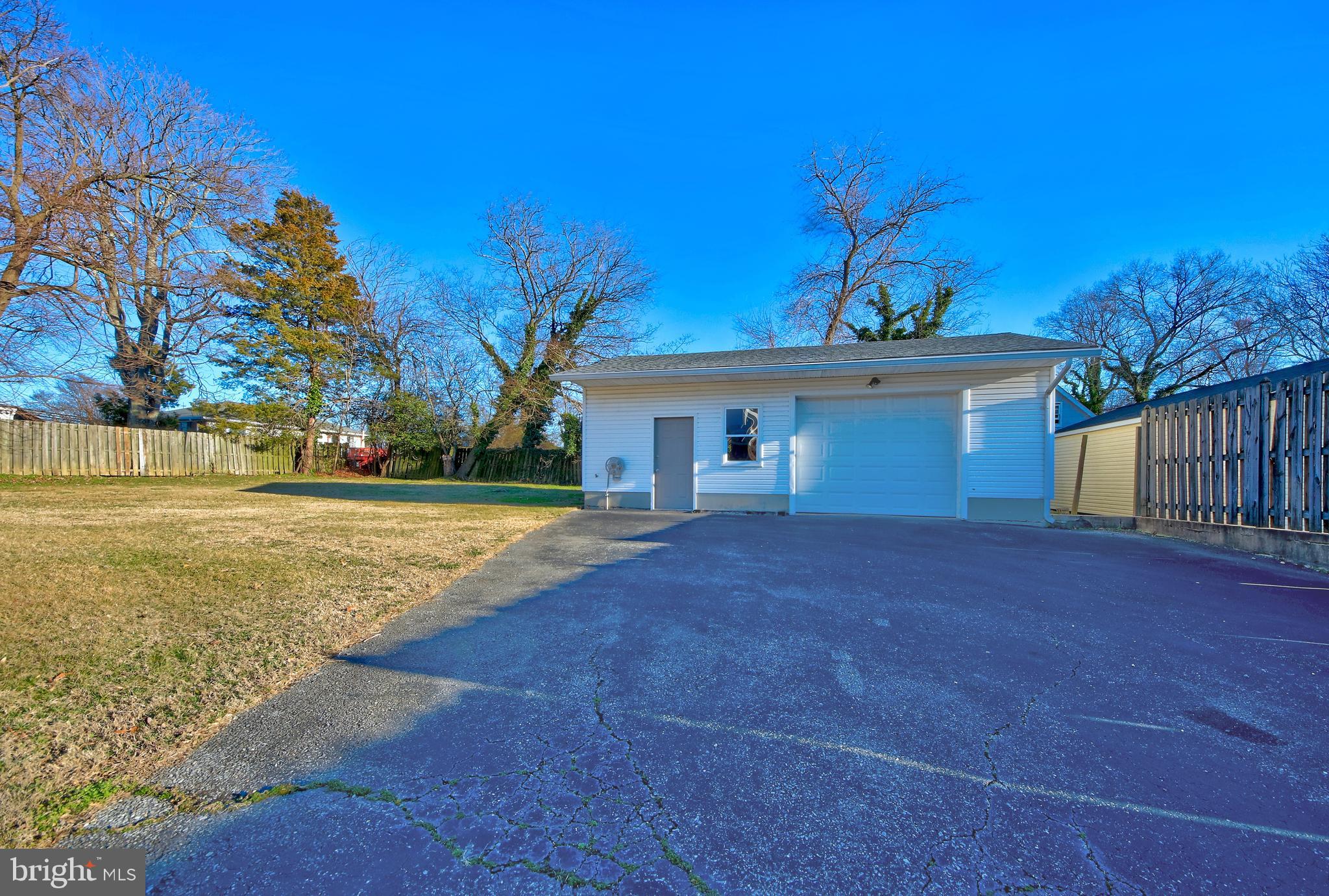 4846 Long View Road Temple Hills, MD 20748 - Photo 24 of 39 Oversized garage