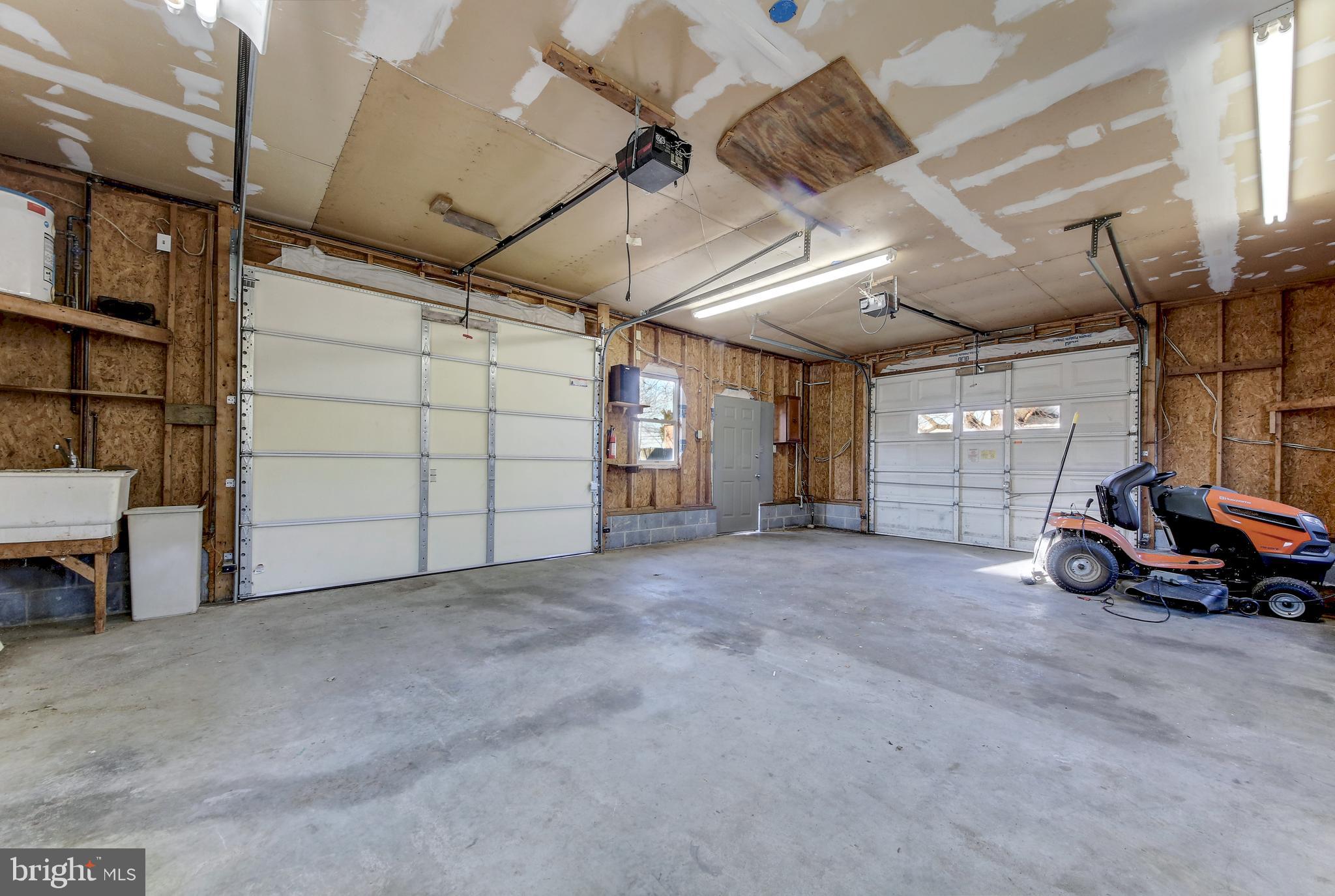 4846 Long View Road Temple Hills, MD 20748 - Photo 26 of 39 Double entry to the garage