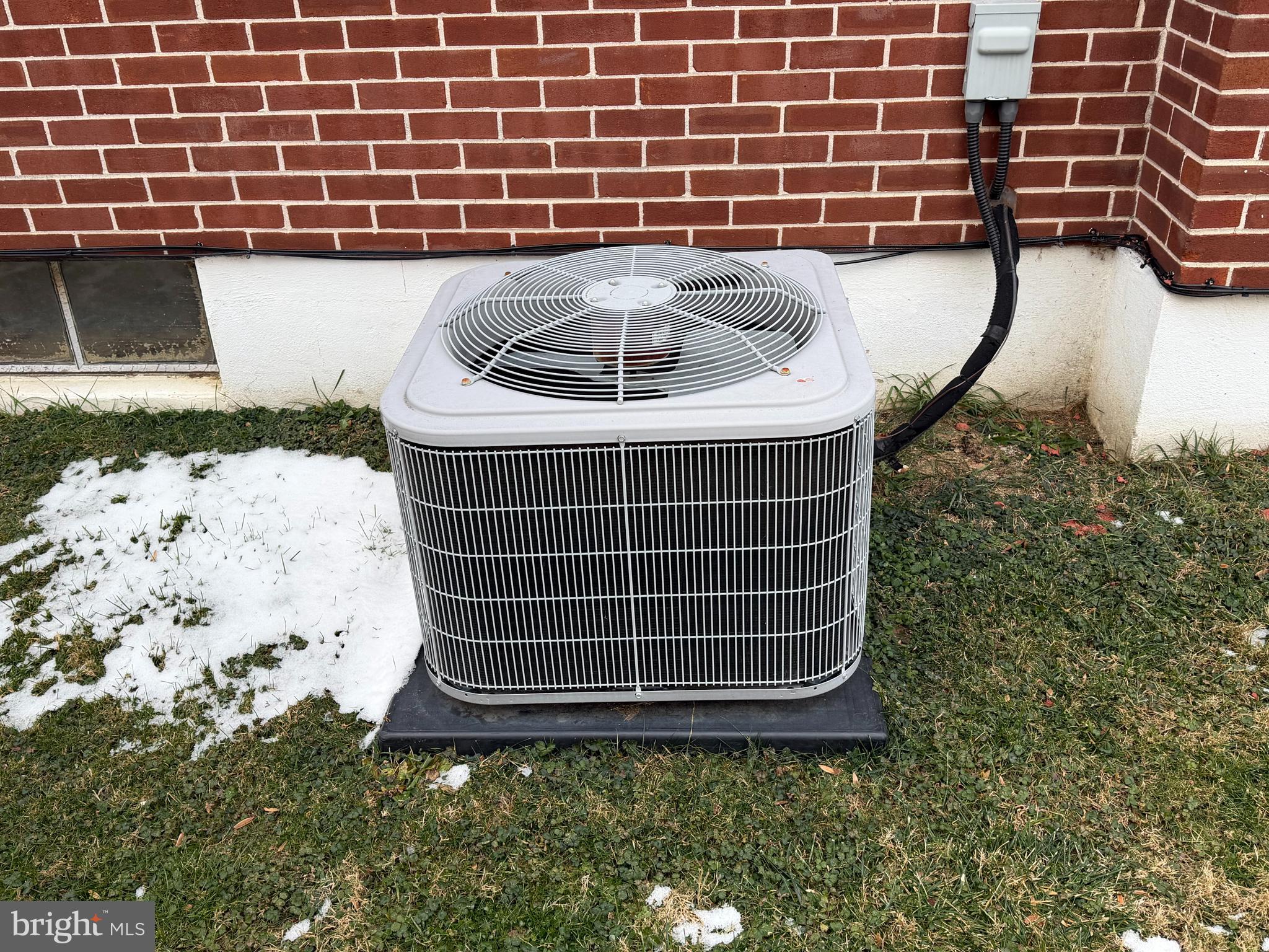 333 East Locust Street Lebanon, PA 17042 - Photo 4 of 17 a close view of tap