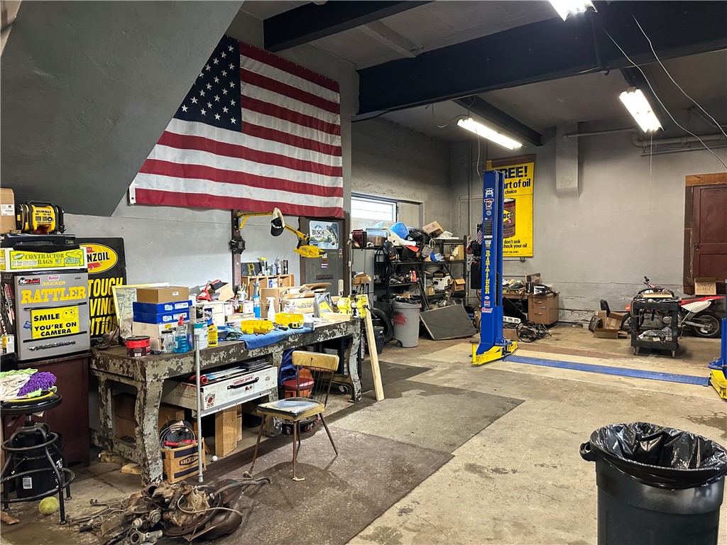 7 Main Street Lewis Run, PA 16738 - Photo 5 of 29