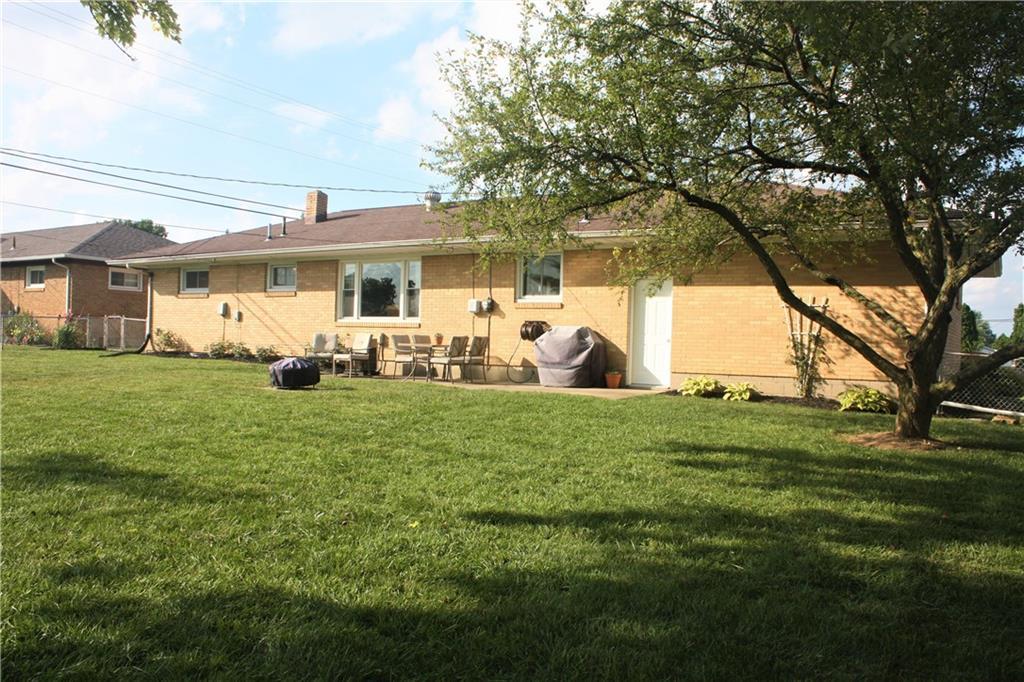 1401 Richmoor Road Springfield, OH 45503 - Photo 4 of 25
