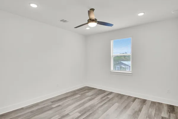 $1,950 | 6325 Ponca Street, Unit B, Austin, TX 78741