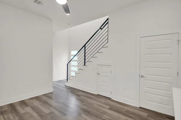 $1,950 | 6325 Ponca Street, Unit B, Austin, TX 78741