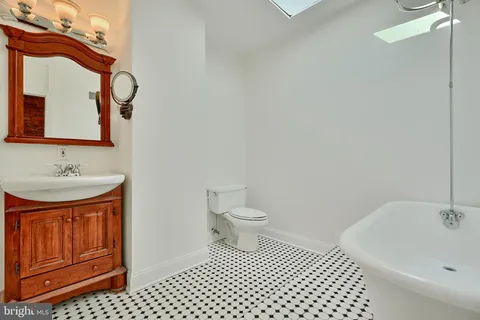 $209,000 | 1210 Washington Boulevard, Baltimore, MD 21230