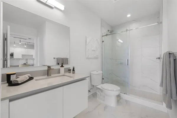 $3,833 | 101 Diplomat Parkway, Unit 808, Hallandale Beach, FL 33009