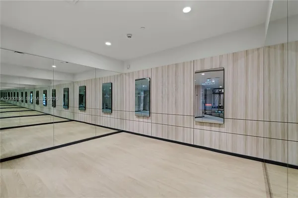 $3,833 | 101 Diplomat Parkway, Unit 808, Hallandale Beach, FL 33009