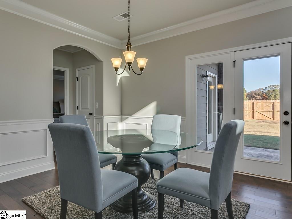 546 Grandon Road Greer, SC 29651 - Photo 18 of 36