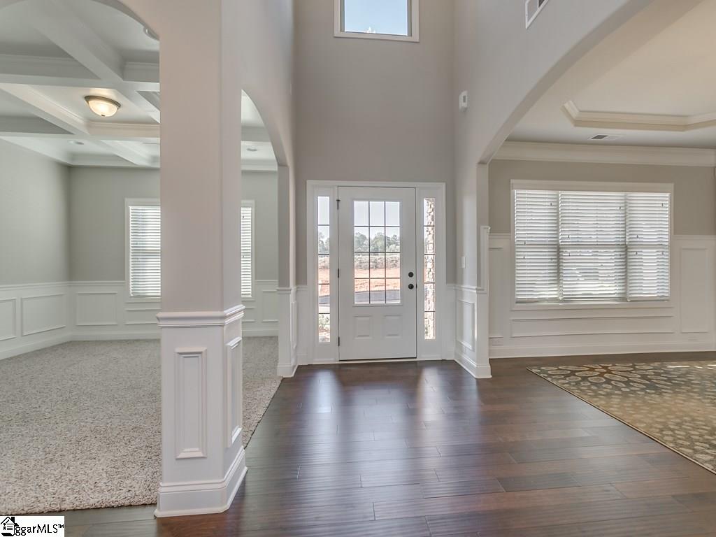 546 Grandon Road Greer, SC 29651 - Photo 5 of 36