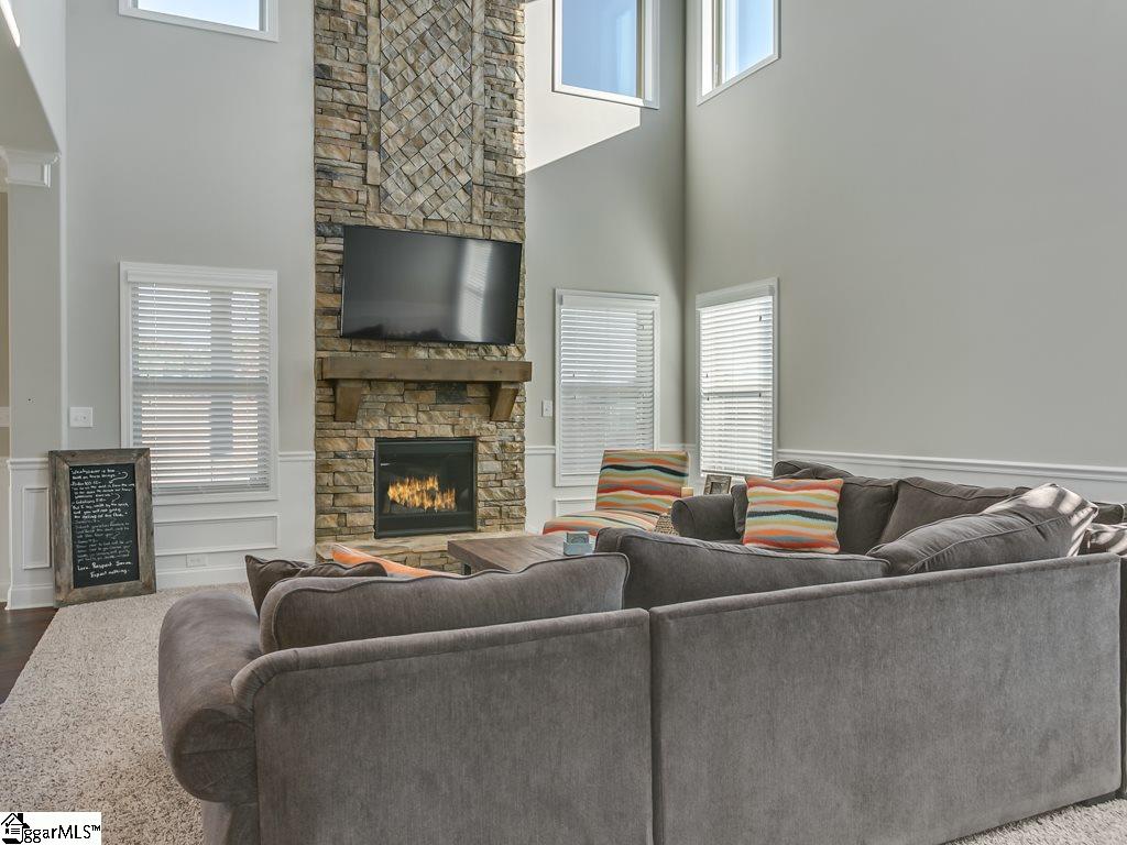 546 Grandon Road Greer, SC 29651 - Photo 10 of 36