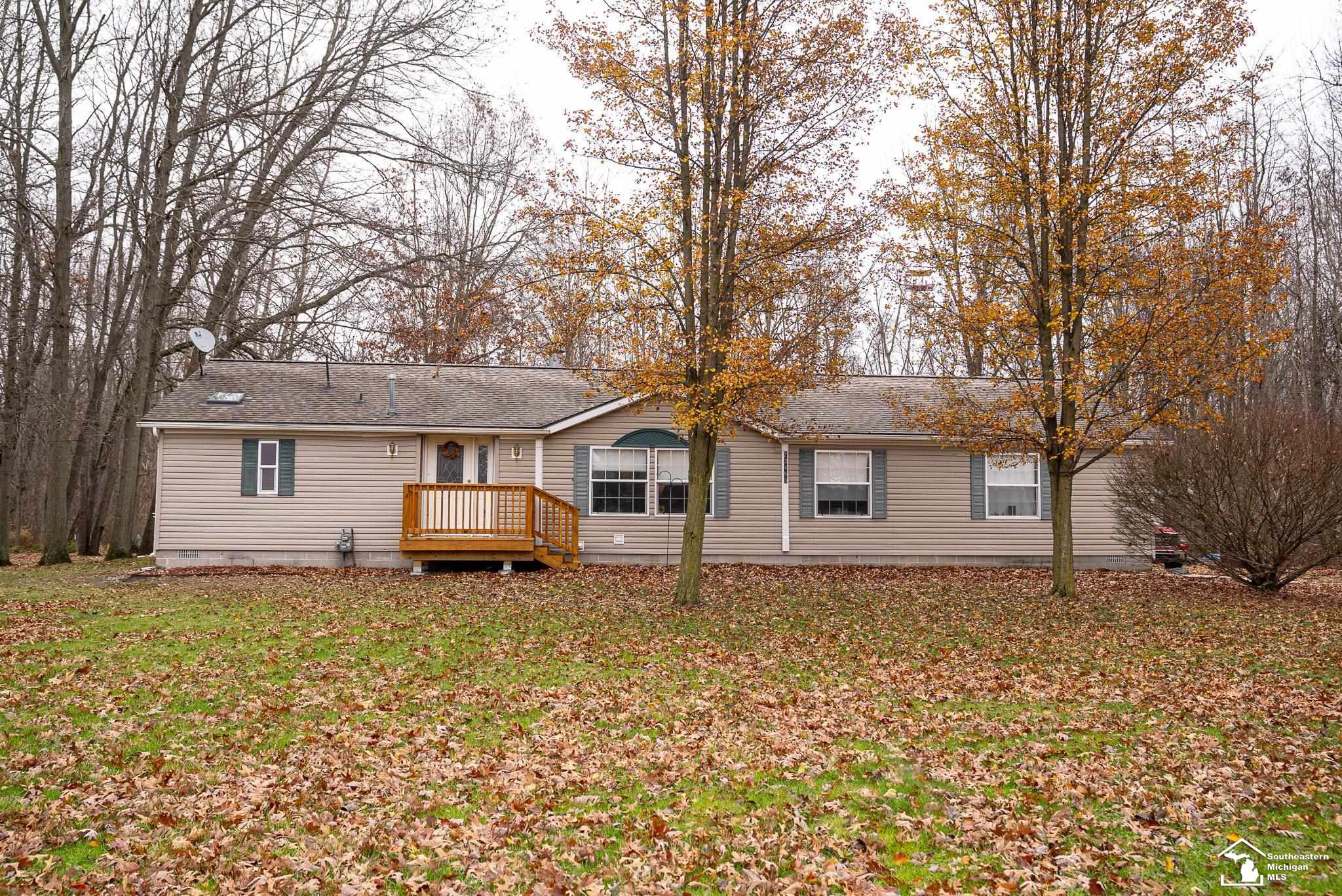 23485 Bohn Road Belleville, MI 48111 - Photo 1 of 28
