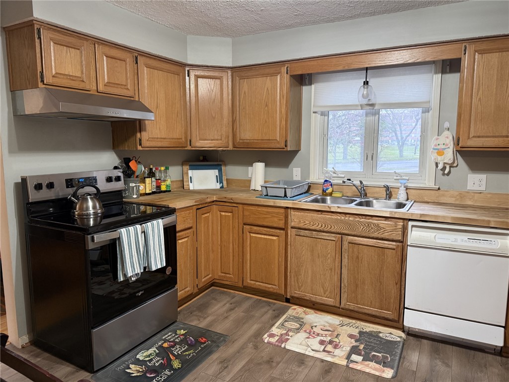 68 Stanford Road West Rochester, NY 14620 - Photo 15 of 36