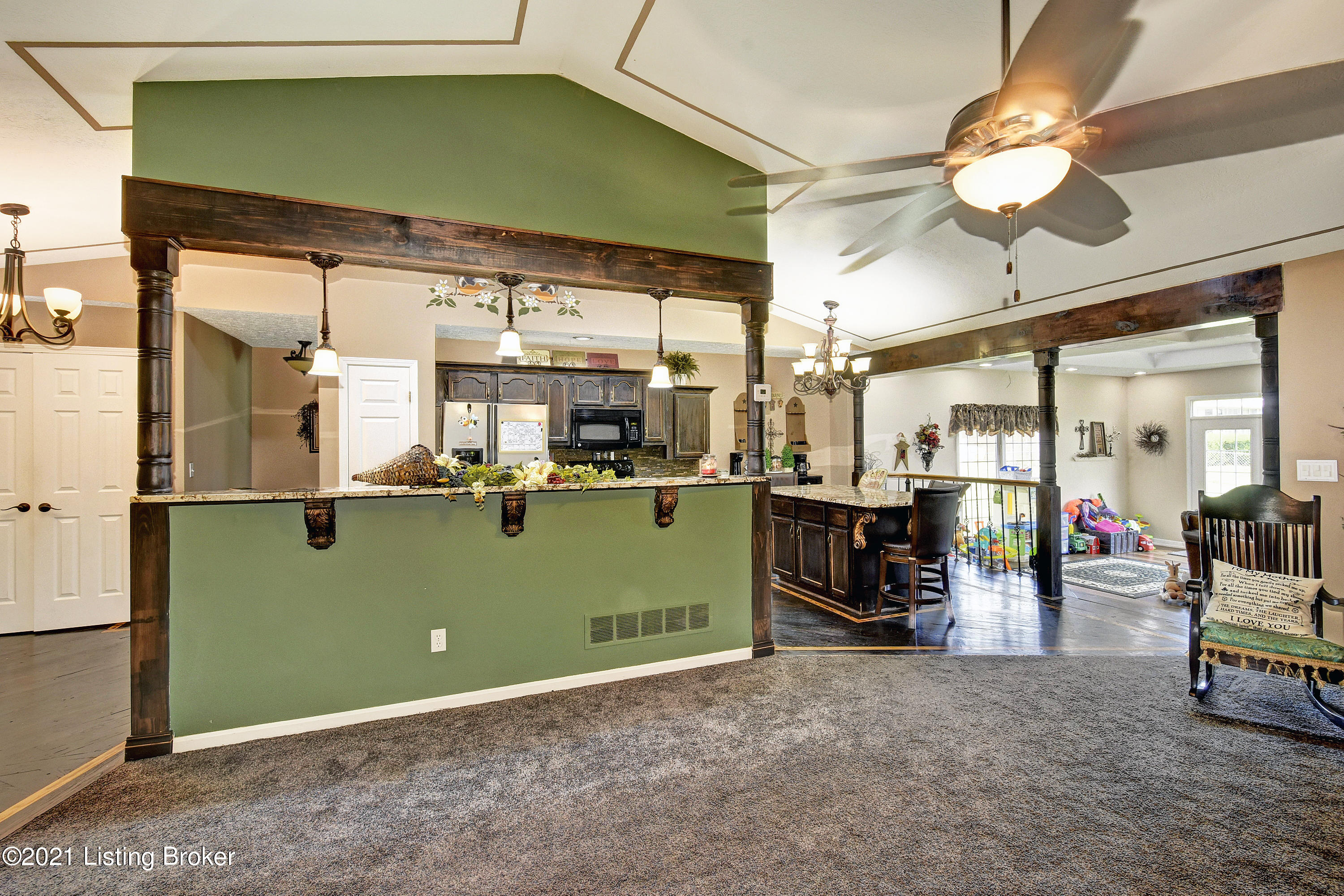 1752 Flatlick Road Mount Washington, KY 40047 - Photo 4 of 31 _DSC8436_8_9