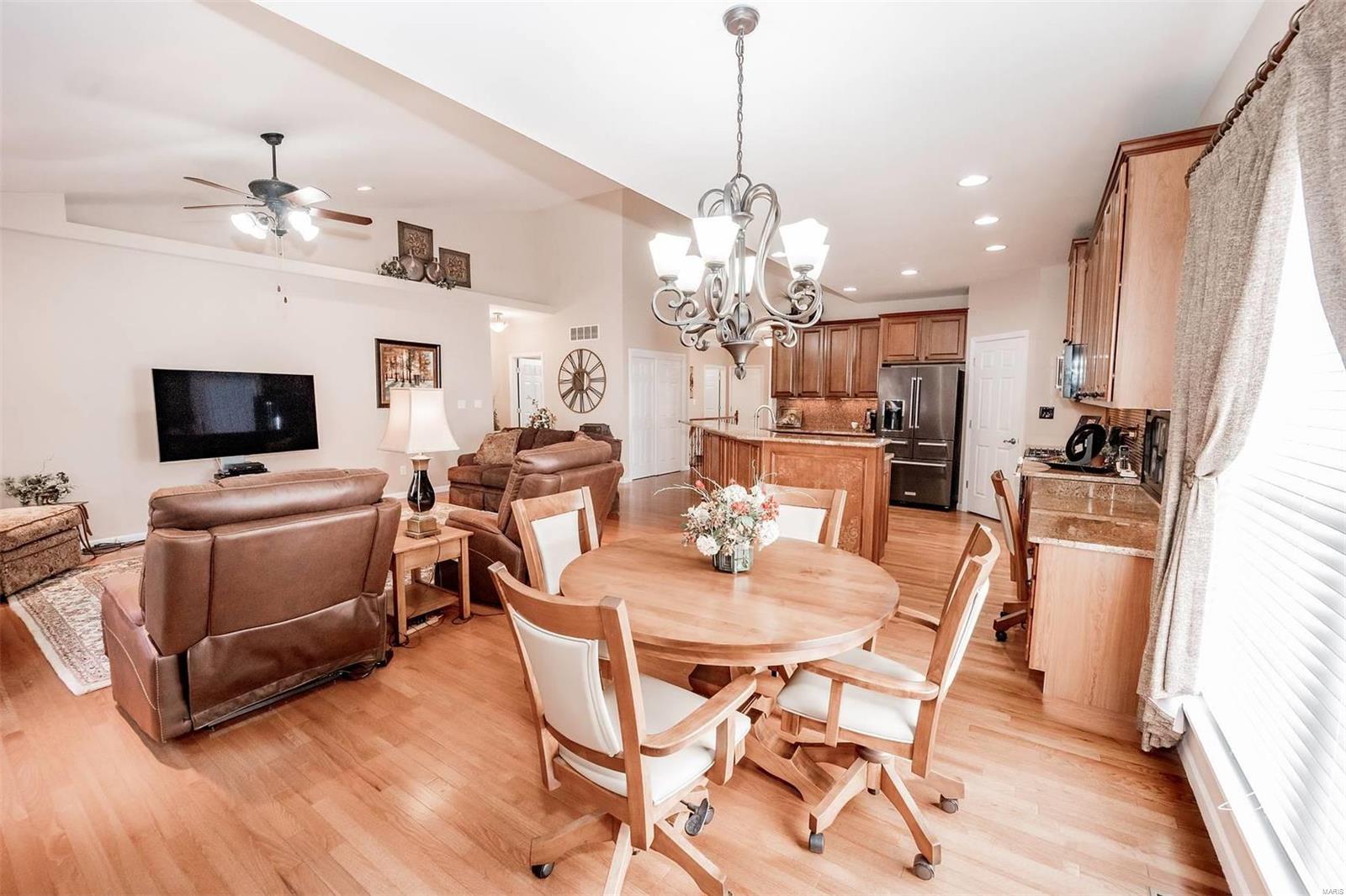 1512 Hollowbrook Drive St. Charles, MO 63303 - Photo 14 of 45