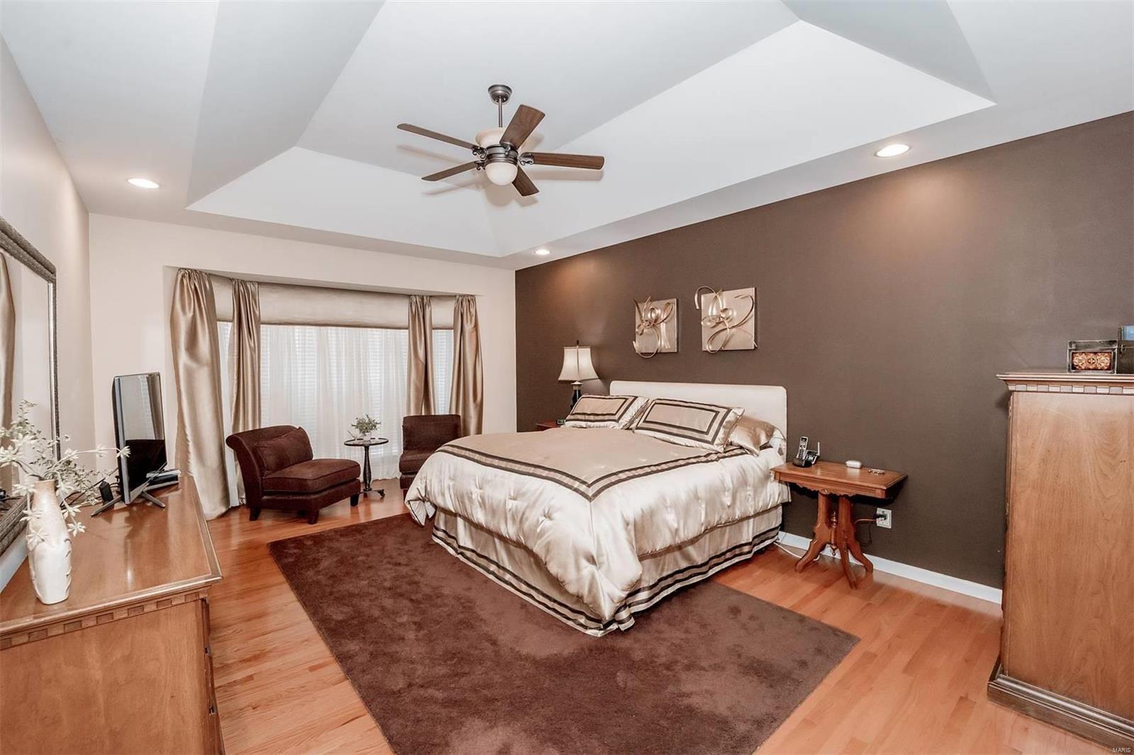 1512 Hollowbrook Drive St. Charles, MO 63303 - Photo 19 of 45