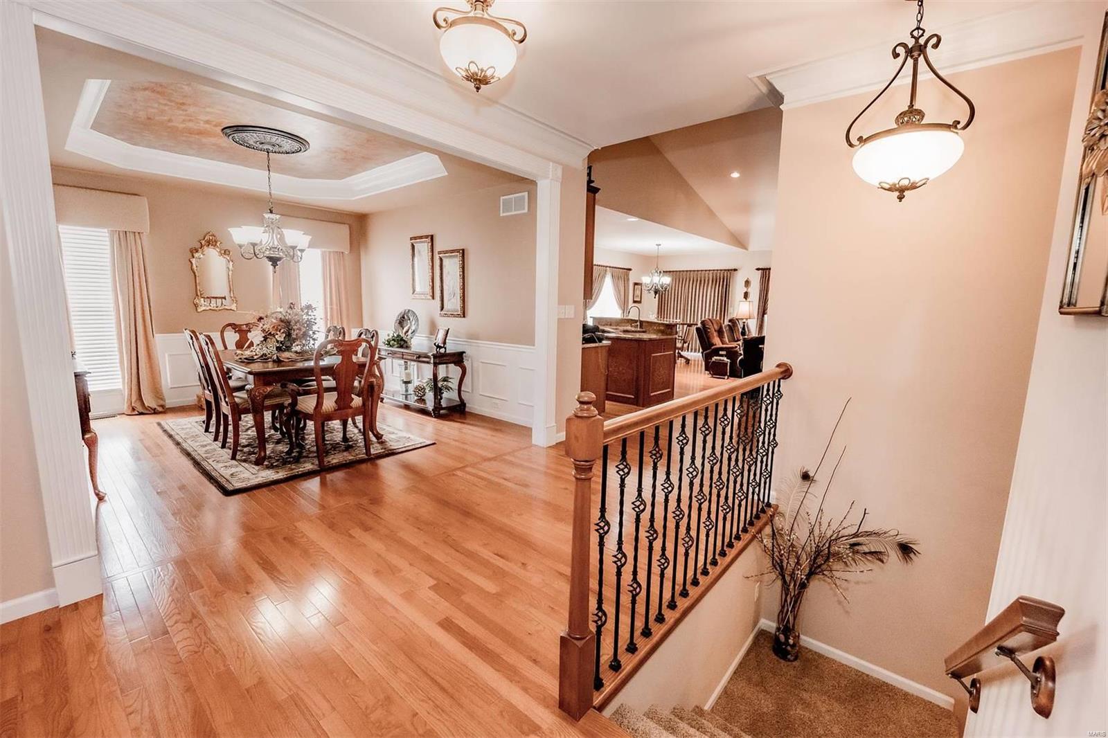 1512 Hollowbrook Drive St. Charles, MO 63303 - Photo 3 of 45