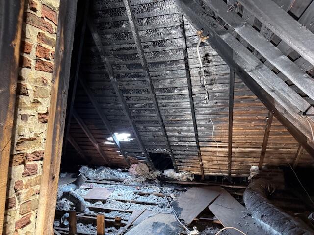 1828 Oliver Street Whiting, IN 46394 - Photo 16 of 37 a view of entryway
