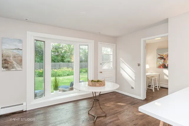 $799,000 | 1704 Executive Lane, Glenview, IL 60026